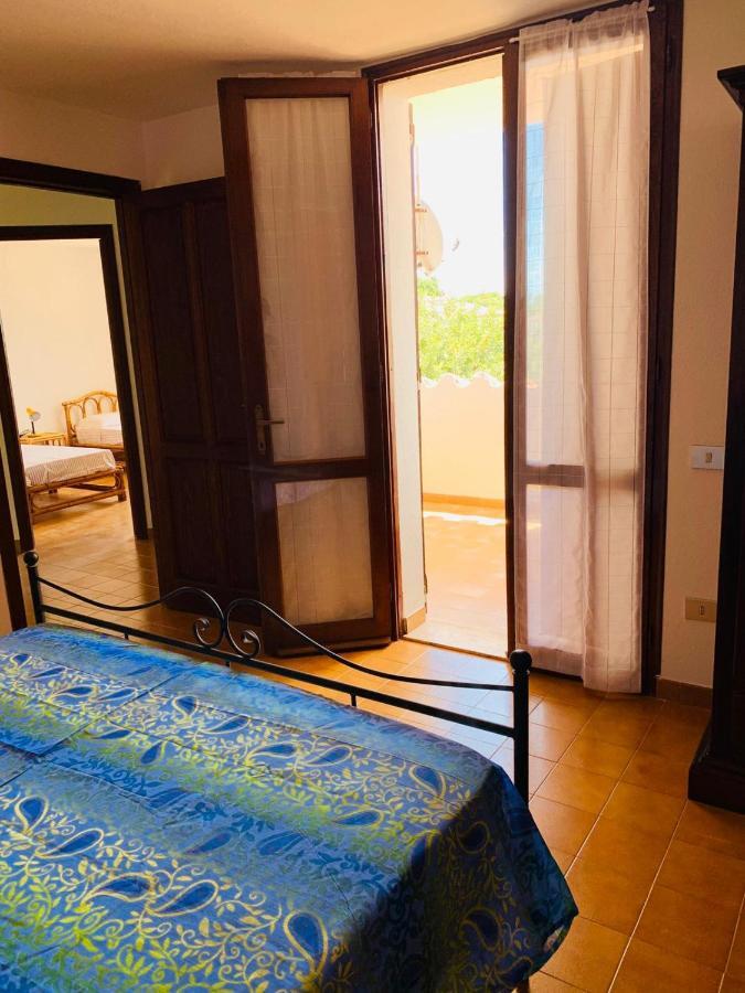 Casa Vacanze 'Sa Corbula' Porto Columbu - Perd'E Sali Екстер'єр фото
