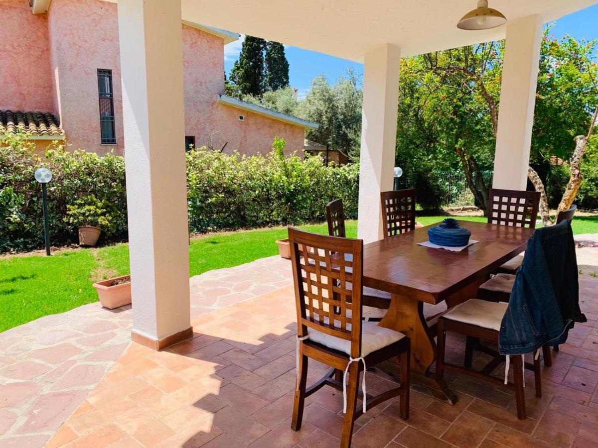 Casa Vacanze 'Sa Corbula' Porto Columbu - Perd'E Sali Екстер'єр фото