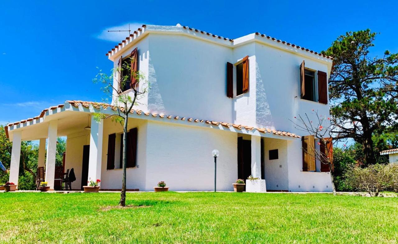 Casa Vacanze 'Sa Corbula' Porto Columbu - Perd'E Sali Екстер'єр фото